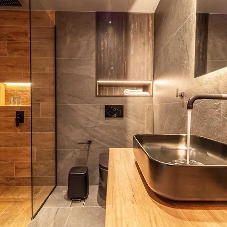 Semiso Aparthotel *